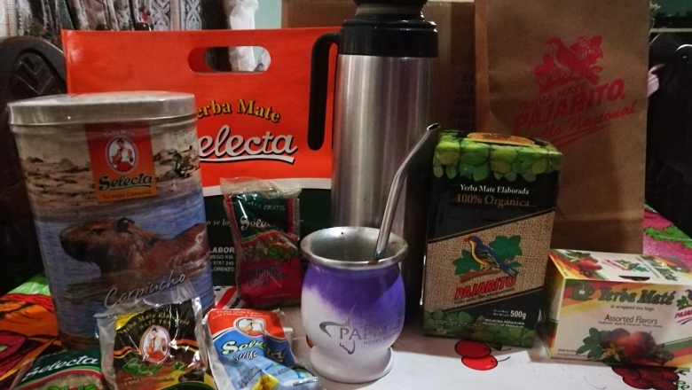 Mate Roga presente en Fit con regalos