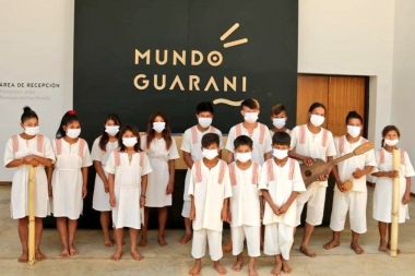 Vivenciando el "Mundo Guaraní"