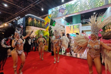 Encarnación brilla en la Feria Internacional de Turismo en Buenos Aires