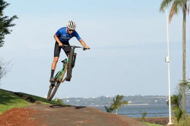 El Mountain Bike inaugura los Juegos Panamericanos Junior ASU2025 en San Juan del Paraná