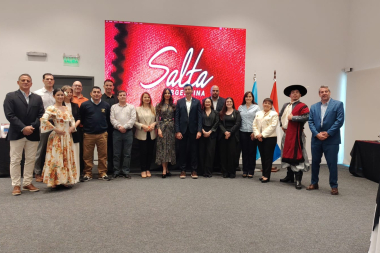 Salta sigue enamorando : cultura, naturaleza y sabor en un solo destino